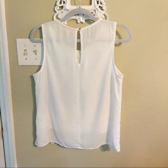 Cut Out Tank Top - Picture 3 of 3